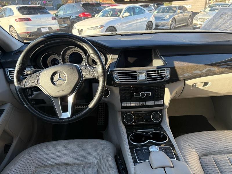 2013 Mercedes-Benz CLS-Class Image 12
