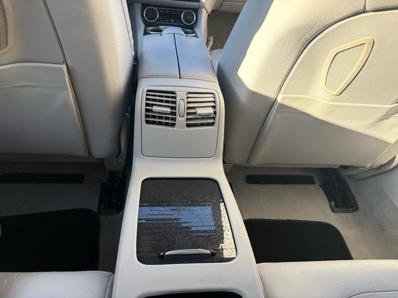 2013 Mercedes-Benz CLS-Class Image 18