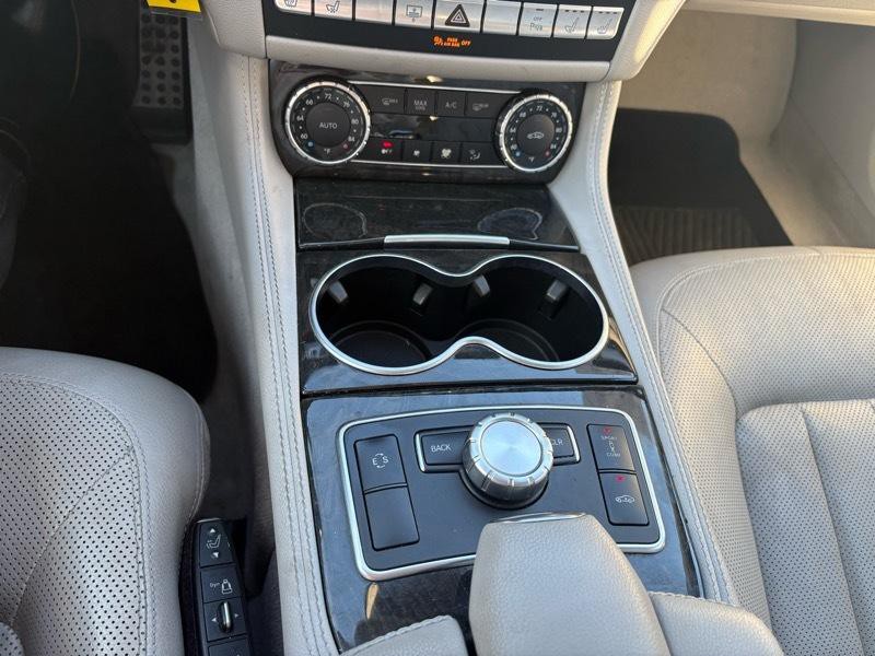 2013 Mercedes-Benz CLS-Class Image 30