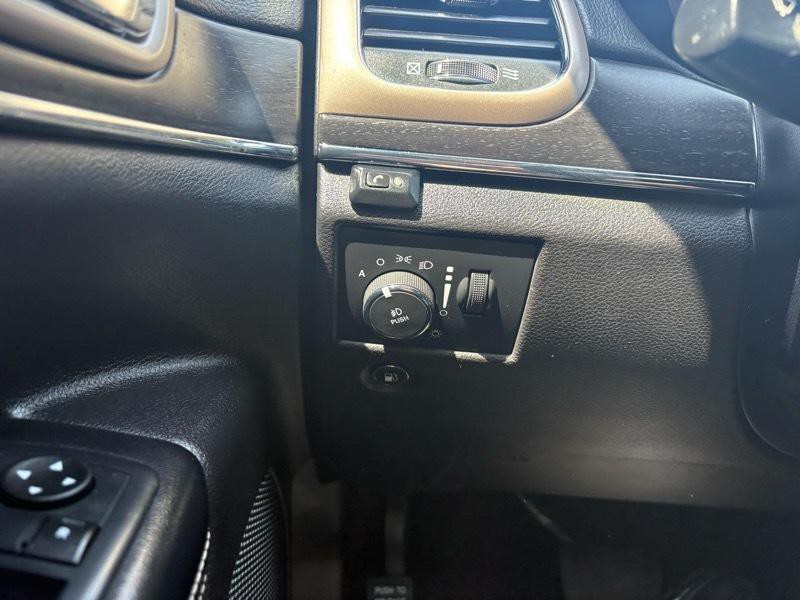 2017 Jeep Grand Cherokee Image 21