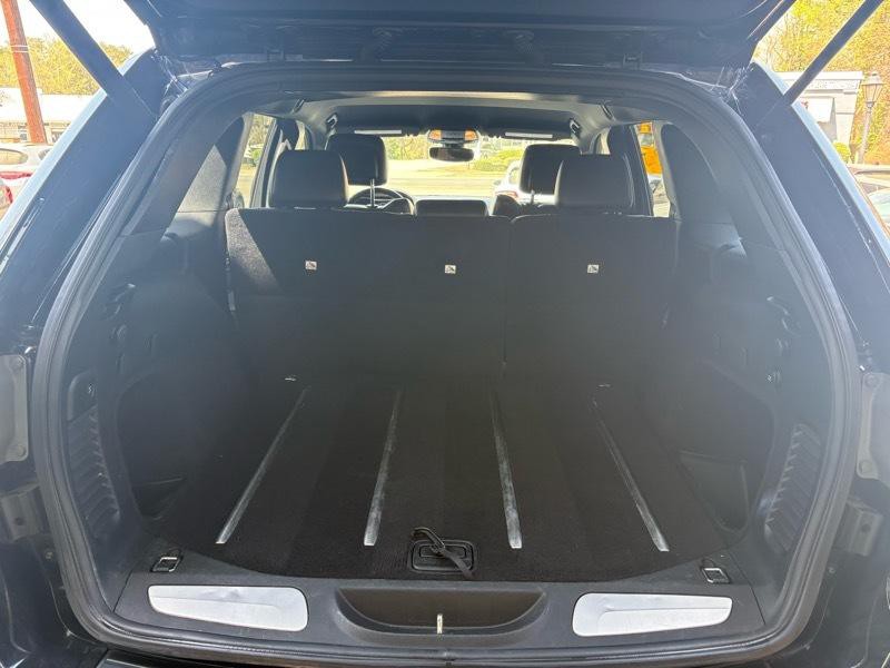 2017 Jeep Grand Cherokee Image 29