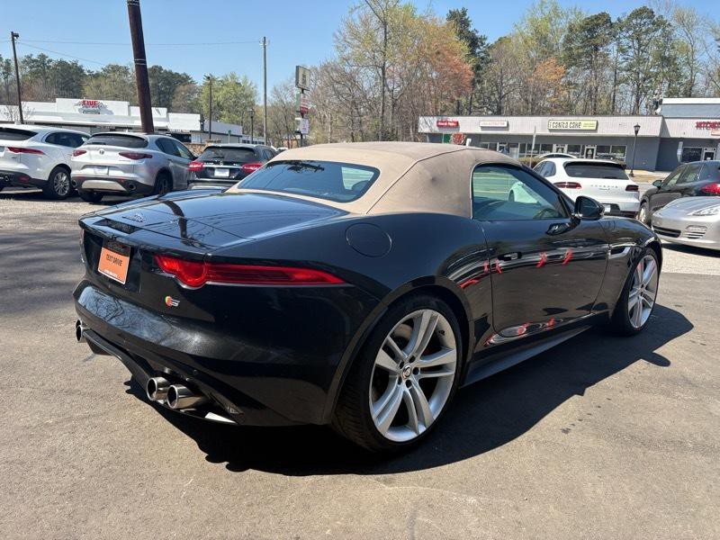 2014 Jaguar F-TYPE Image 13