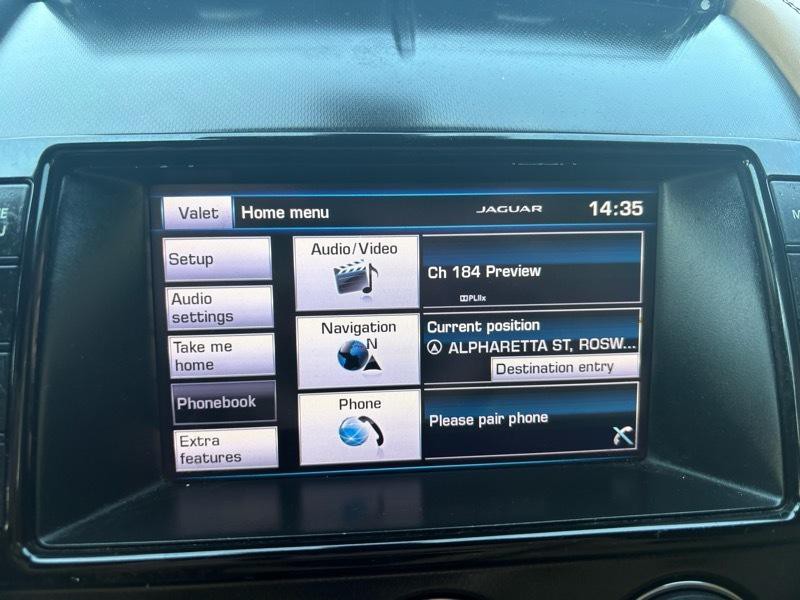 2014 Jaguar F-TYPE Image 21