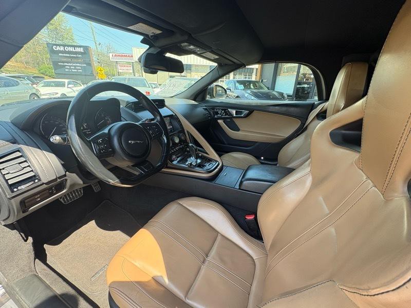 2014 Jaguar F-TYPE Image 29