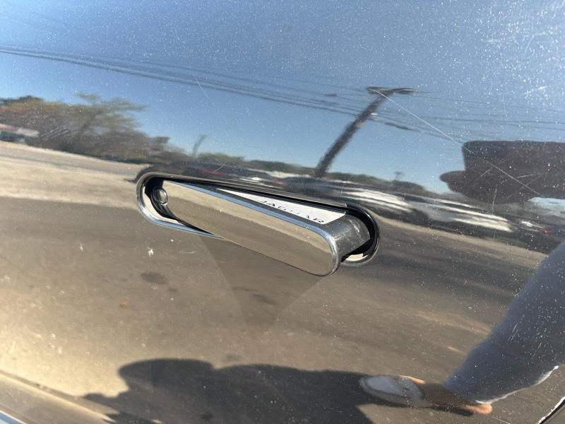 2014 Jaguar F-TYPE Image 33