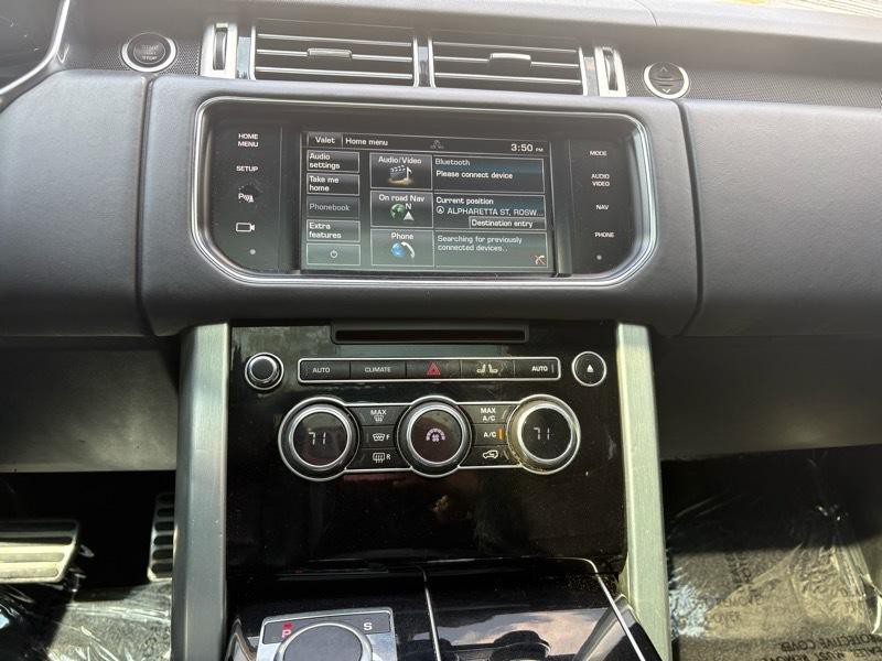 2014 Land Rover Range Rover Image 24