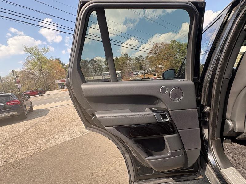 2014 Land Rover Range Rover Image 30