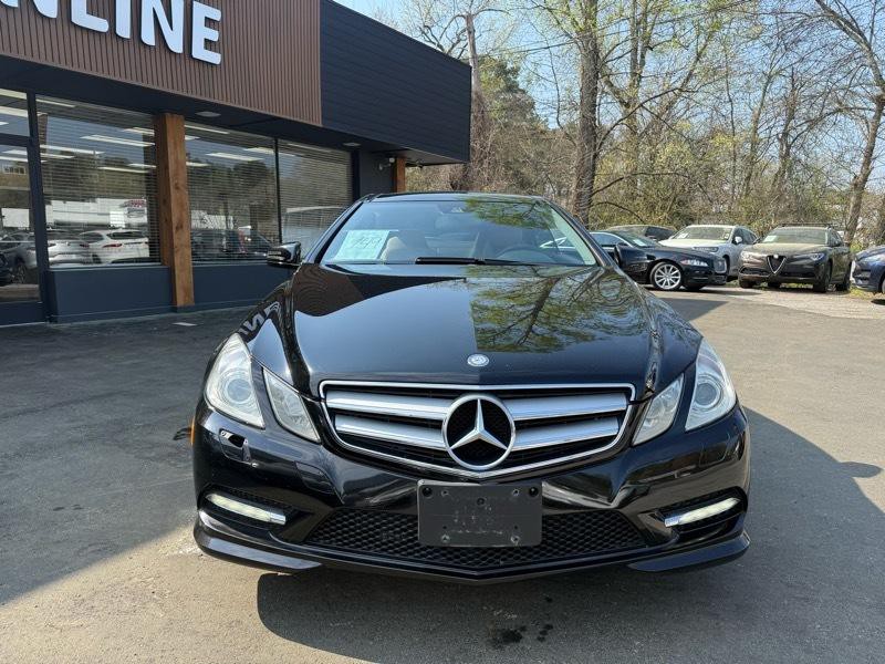 2012 Mercedes-Benz E-Class Image 2