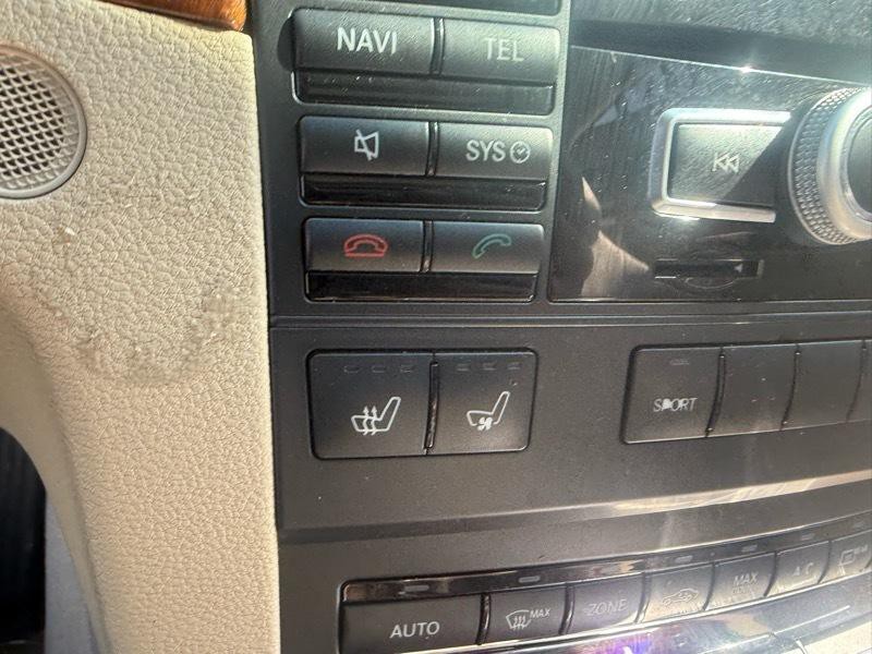 2012 Mercedes-Benz E-Class Image 11