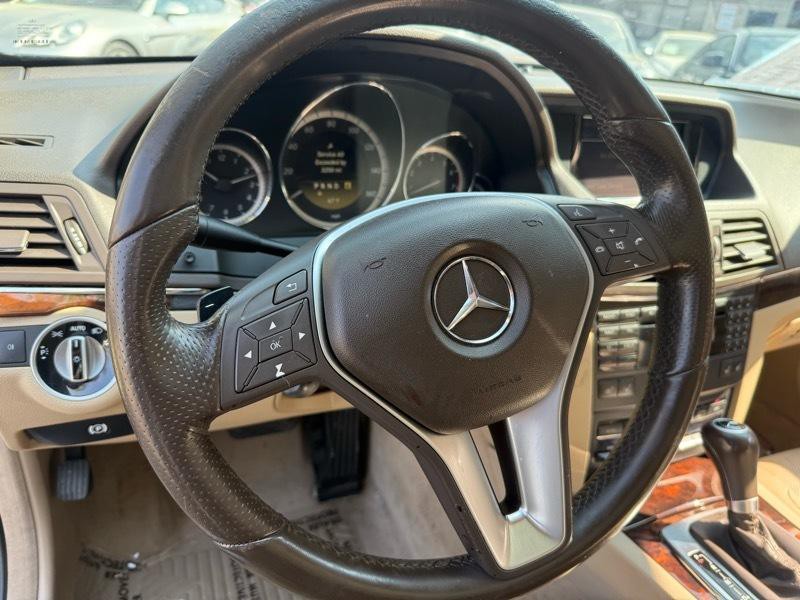 2012 Mercedes-Benz E-Class Image 18