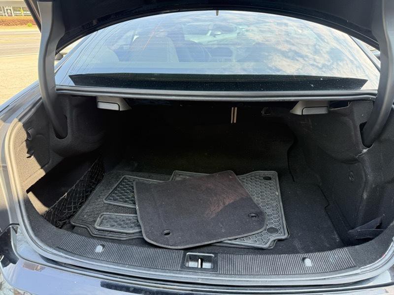 2012 Mercedes-Benz E-Class Image 21