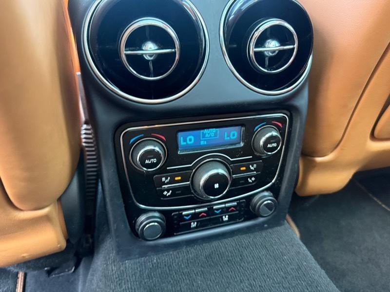 2013 Jaguar XJ Image 15