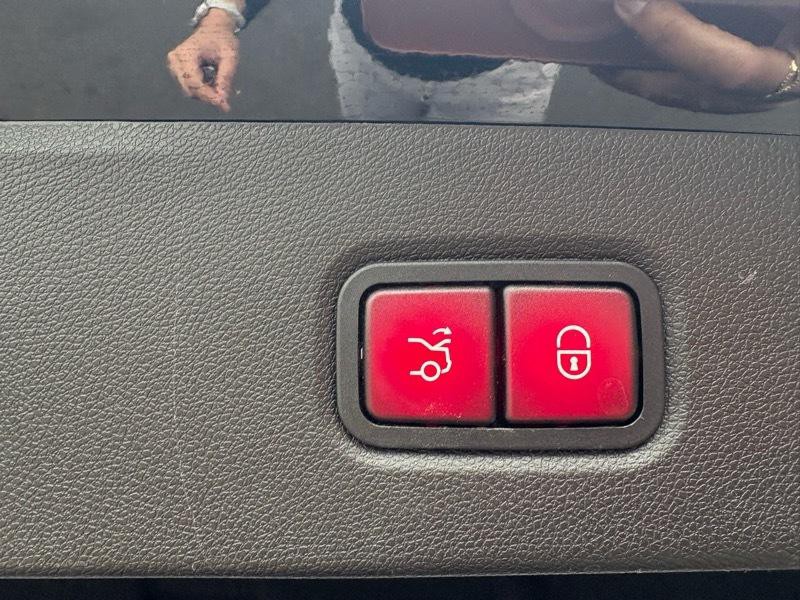 2014 Mercedes-Benz CLS-Class Image 40