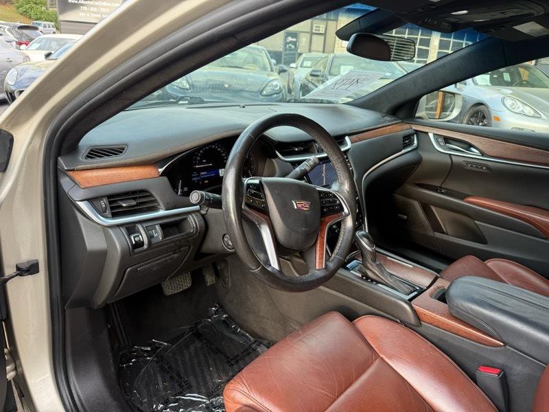 2016 Cadillac XTS Image 8