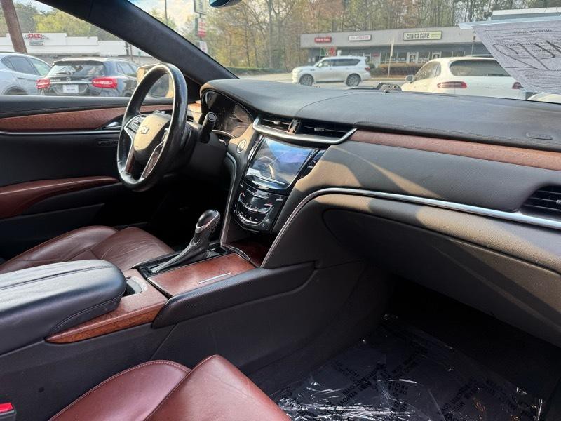 2016 Cadillac XTS Image 17