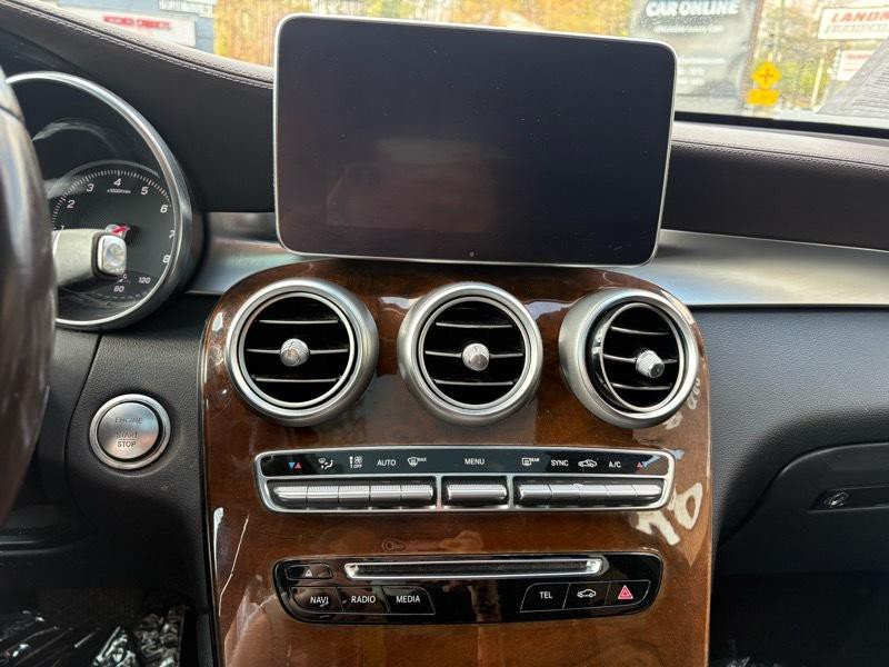 2016 Mercedes-Benz GLC-Class Image 16