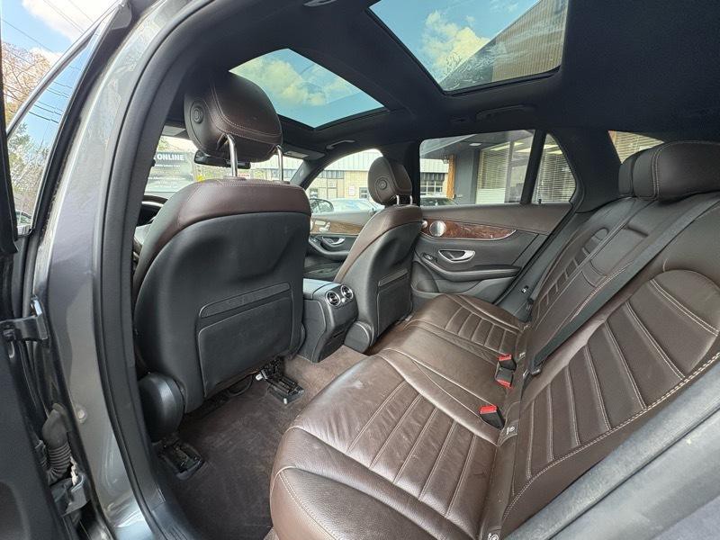 2016 Mercedes-Benz GLC-Class Image 26