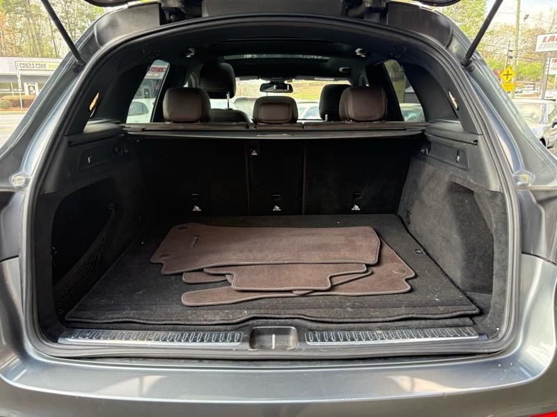 2016 Mercedes-Benz GLC-Class Image 29