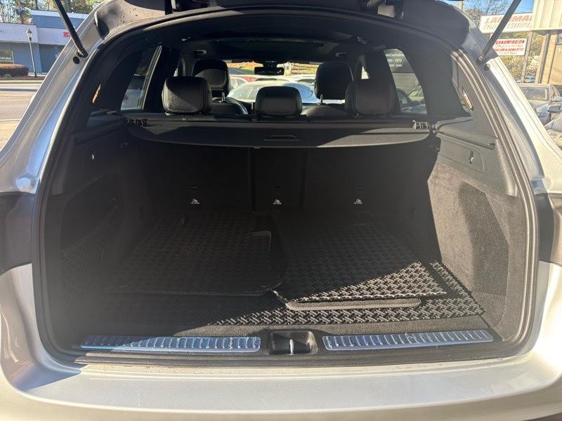 2020 Mercedes-Benz GLC-Class Image 30