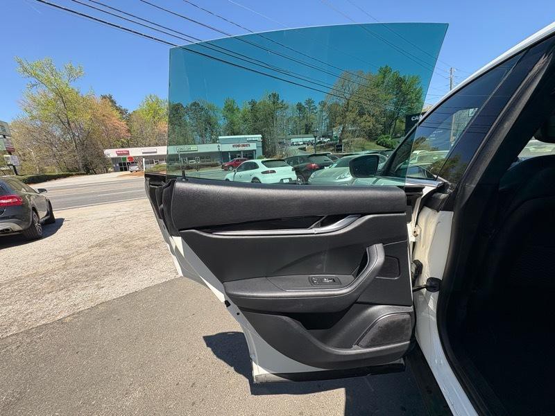 2018 Maserati Levante Image 35