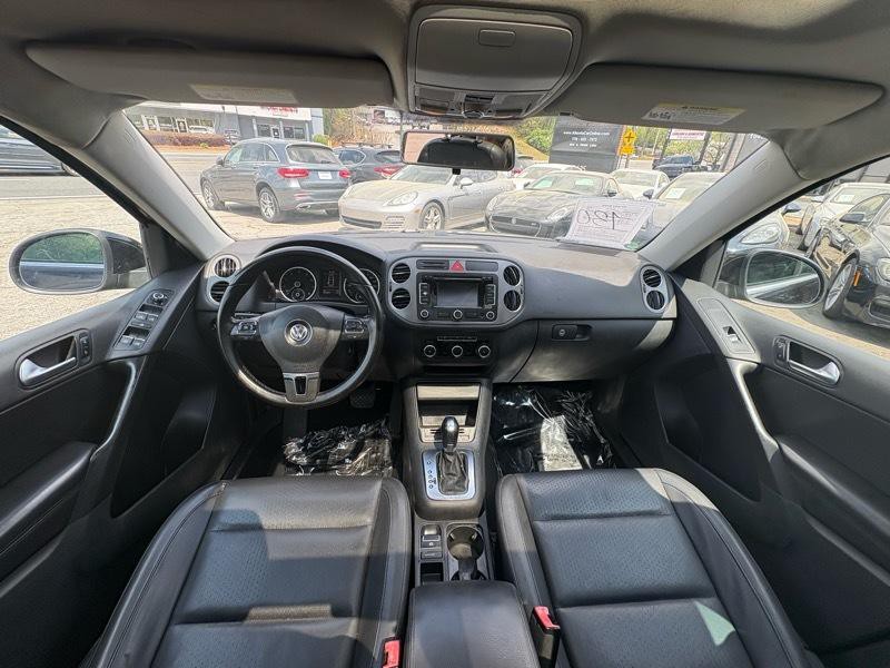 2011 Volkswagen Tiguan Image 13