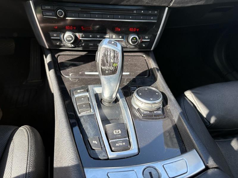 2014 BMW 5 Series Image 20