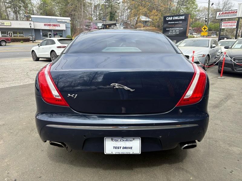 2011 Jaguar XJ Image 6