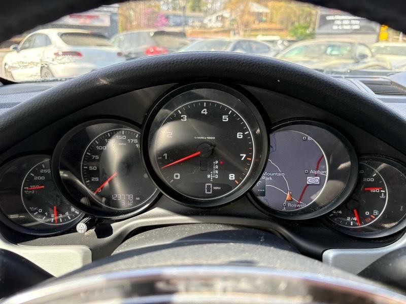 2011 Porsche Panamera Image 21
