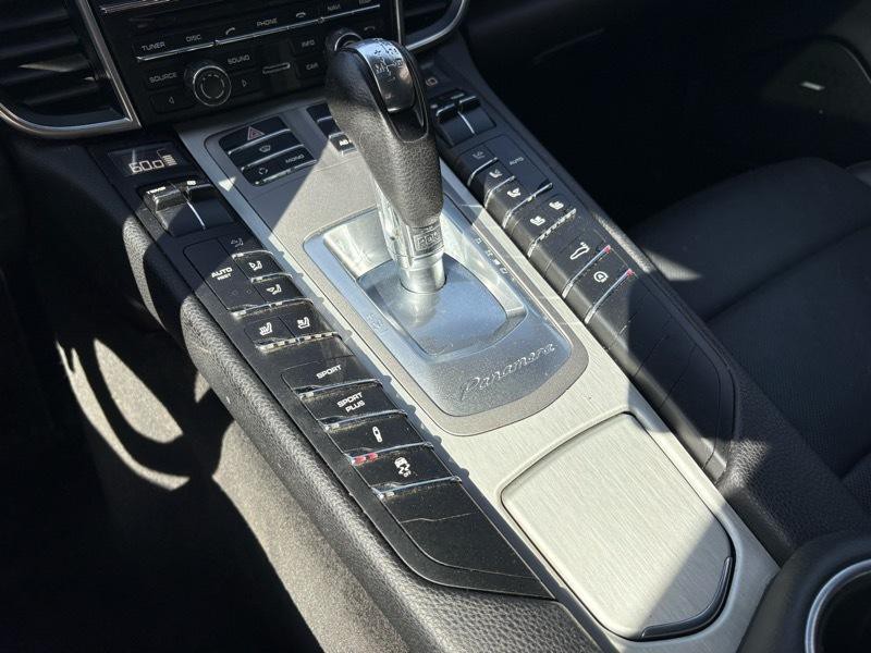 2011 Porsche Panamera Image 30