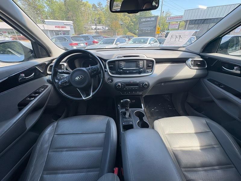 2016 Kia Sorento Image 12