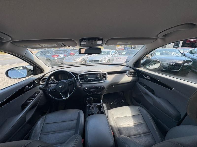 2016 Kia Sorento Image 13