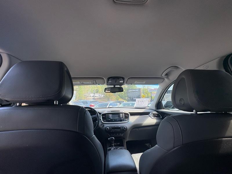 2016 Kia Sorento Image 14