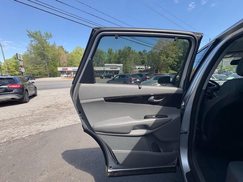 2016 Kia Sorento Image 26