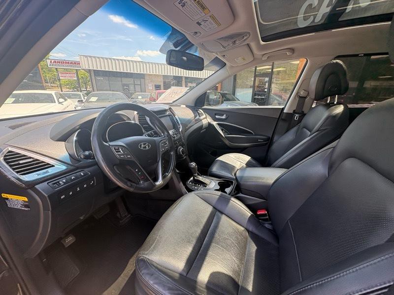 2015 Hyundai Santa Fe Image 9