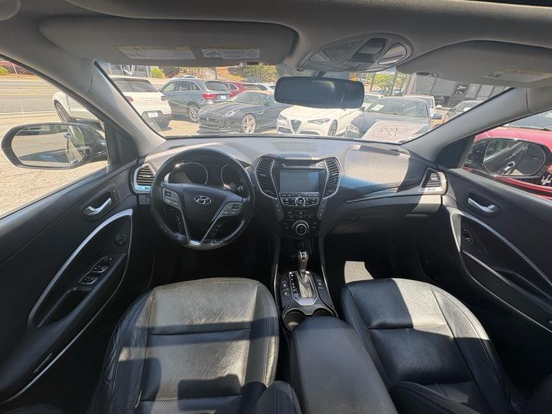 2015 Hyundai Santa Fe Image 13