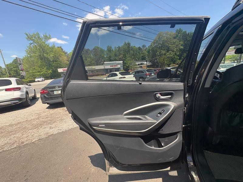 2015 Hyundai Santa Fe Image 30