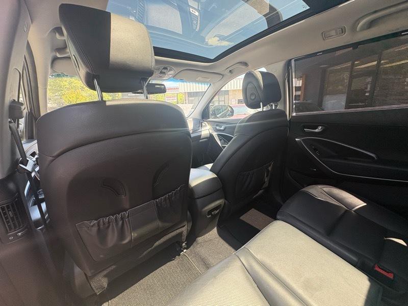 2015 Hyundai Santa Fe Image 31