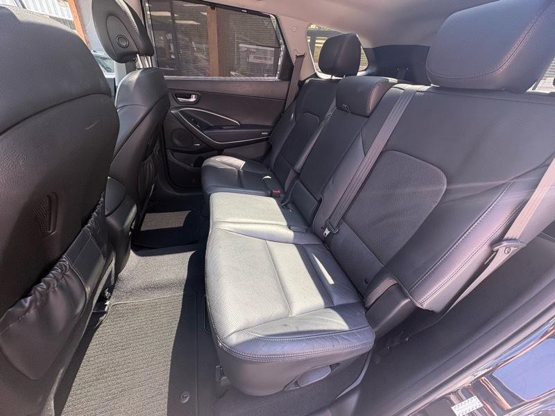2015 Hyundai Santa Fe Image 32
