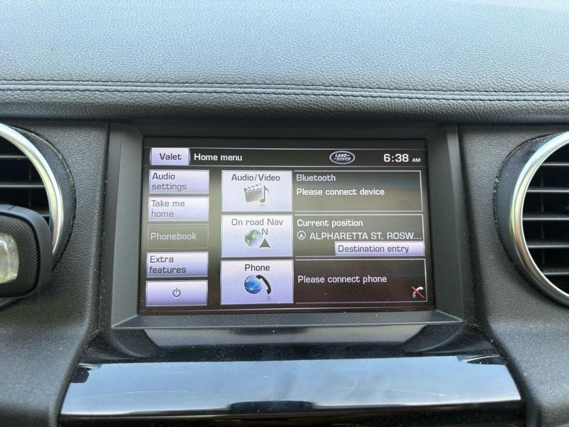 2012 Land Rover LR4 Image 17