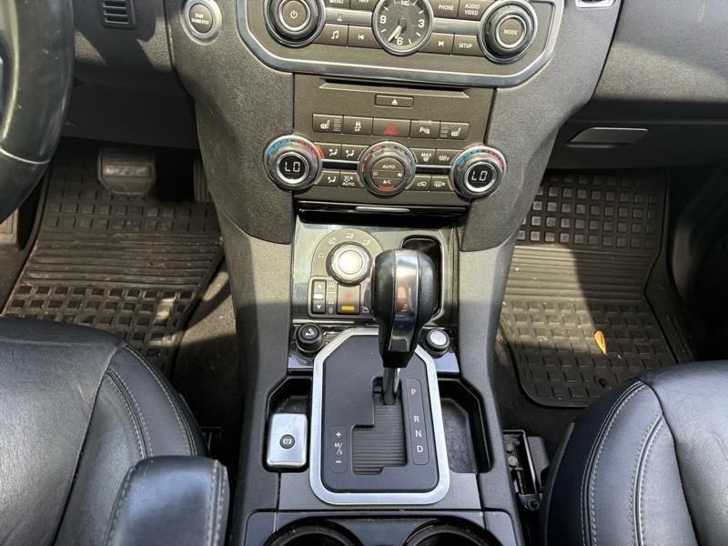 2012 Land Rover LR4 Image 21