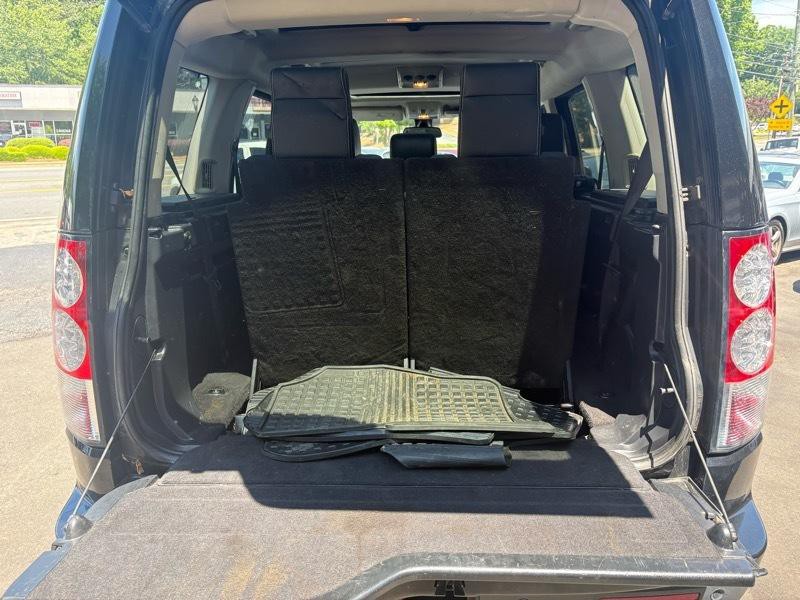 2011 Land Rover LR4 Image 30