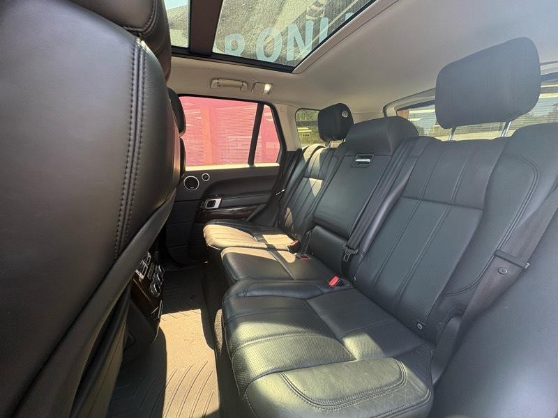 2015 Land Rover Range Rover Image 10