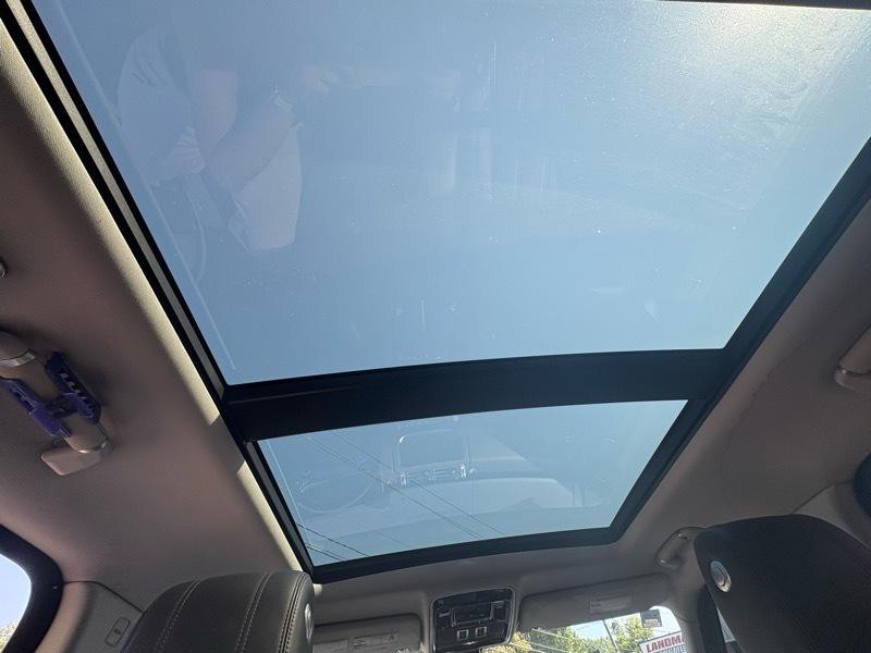 2015 Land Rover Range Rover Image 12