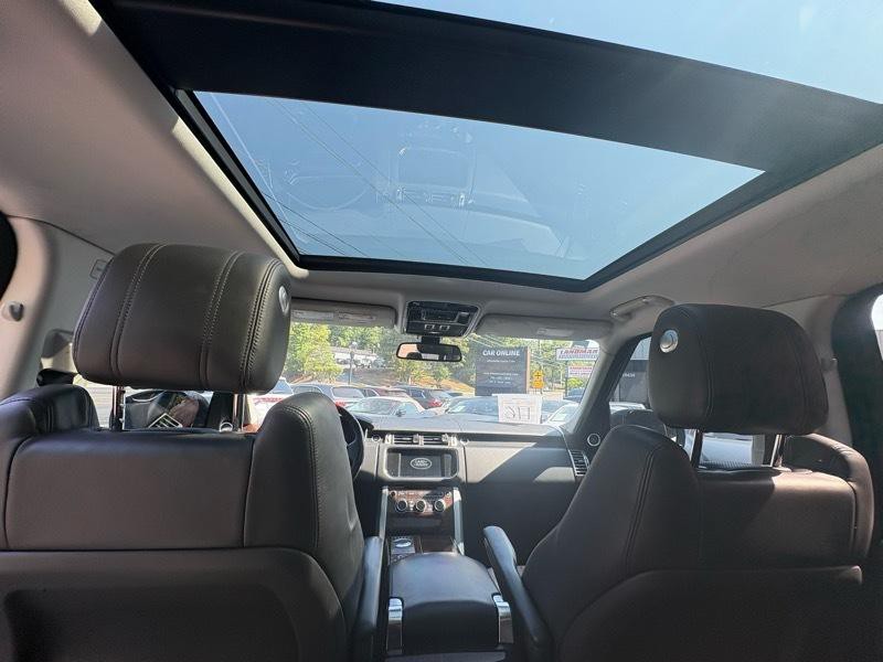 2015 Land Rover Range Rover Image 13