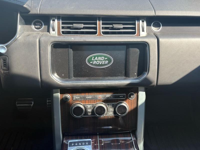 2015 Land Rover Range Rover Image 19