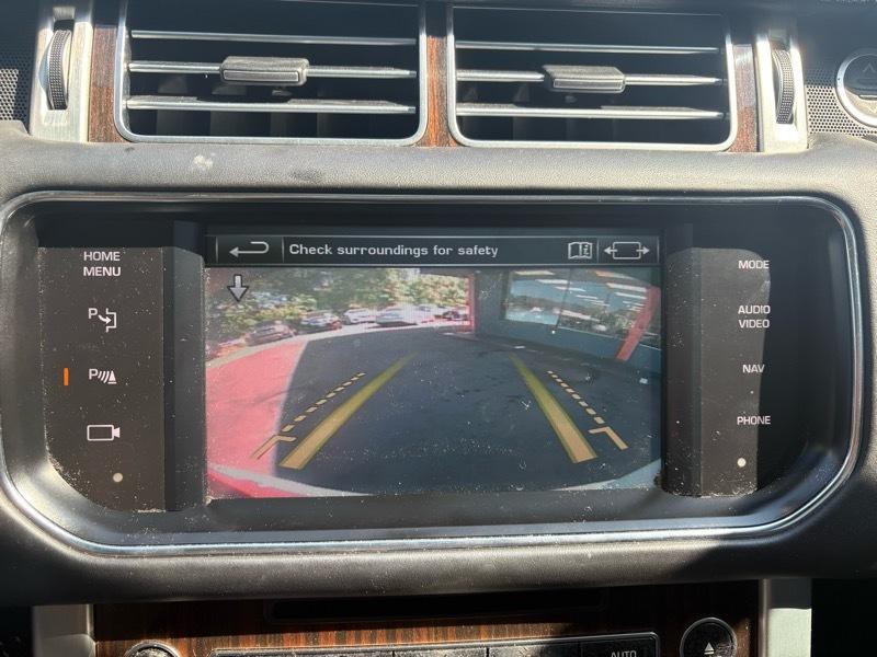 2015 Land Rover Range Rover Image 27