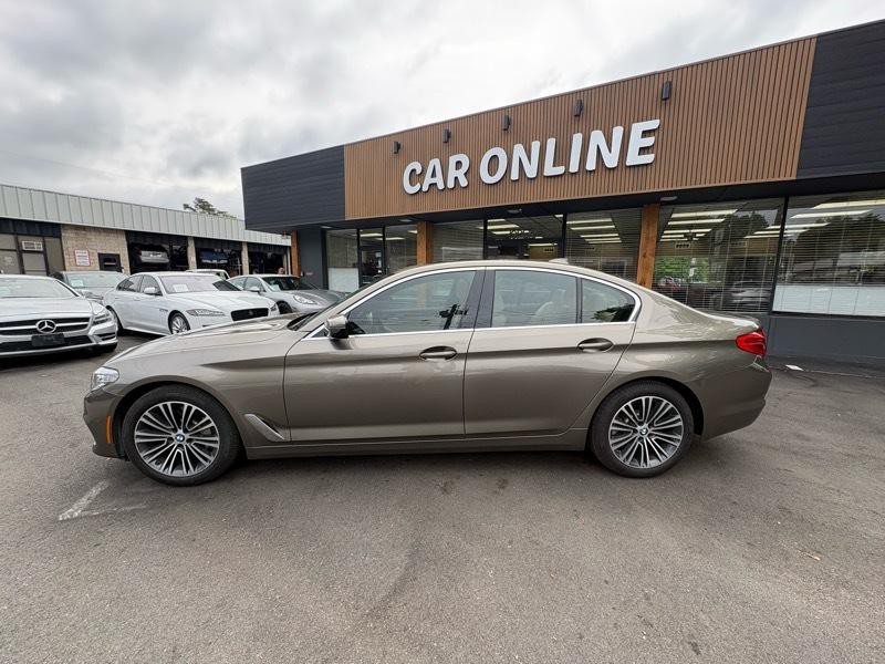 2019 BMW 5 Series Image 3