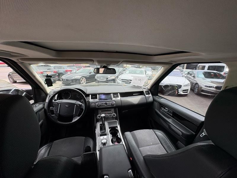 2011 Land Rover Range Rover Sport Image 12