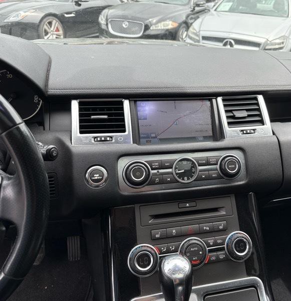 2011 Land Rover Range Rover Sport Image 18