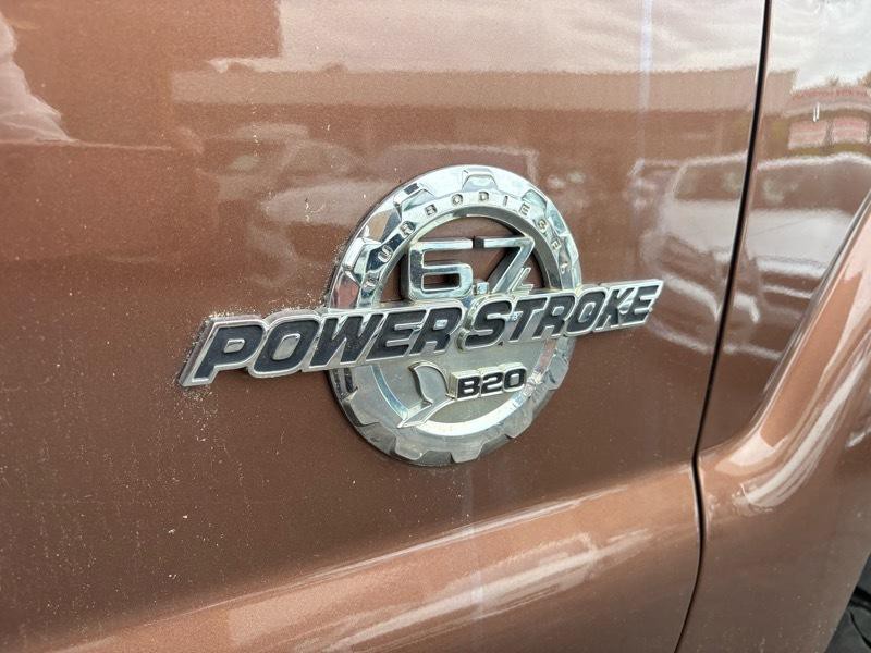 2011 Ford F-250 Image 5